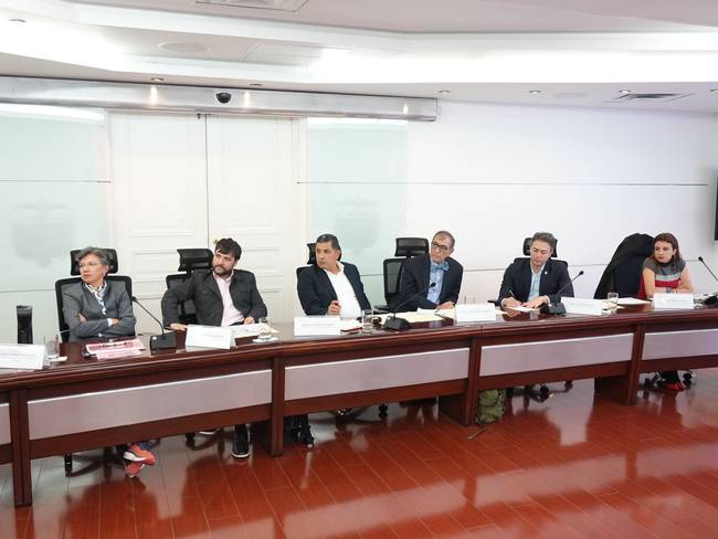 Reunión alcaldes con el gobierno nacional para evaluar temas de seguridad./ Foto: Presidencia