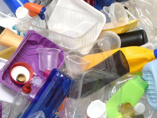 Canadá prohibirá los plásticos de un solo uso en 2021