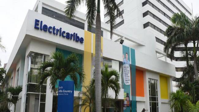 La empresa Electricaribe hizo mal uso de más de 200 mil millones de pesos, según la Contraloría.