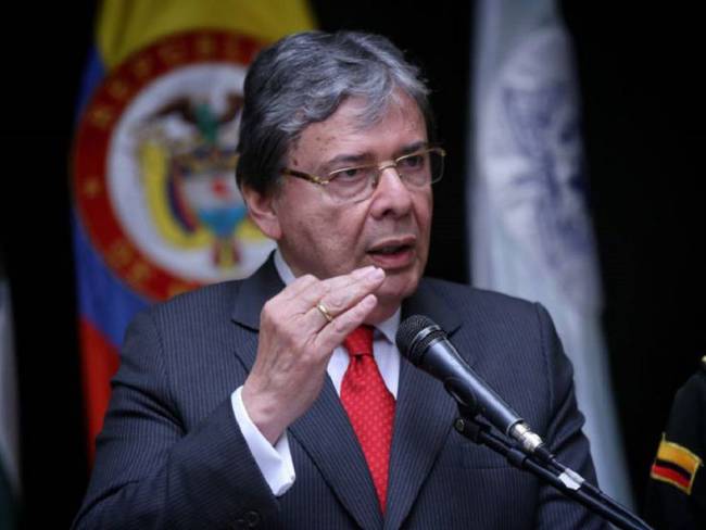 Carlos Holmes Trujillo, Ministro de Defensa