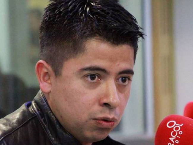 Ariel Ávila denunció a Alexander Vega por presión para aprobar el Código electoral