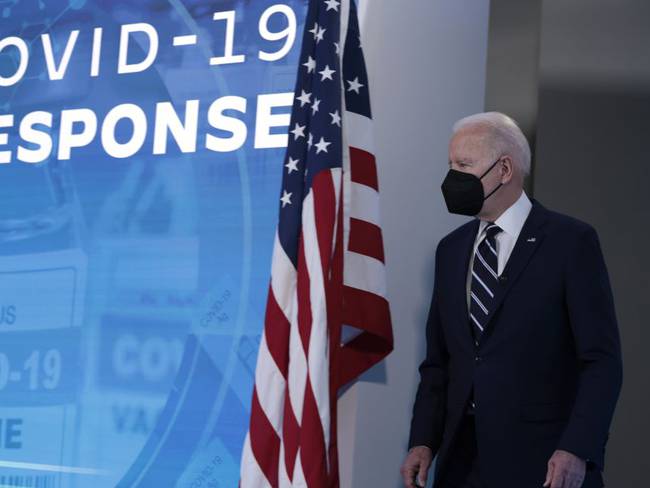 Biden desplegará militares en seis estados por crisis de contagios COVID-19