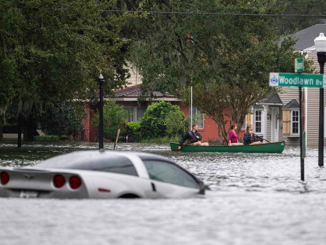 Aumenta a casi 80 los muertos por el paso del huracán Ian en Florida