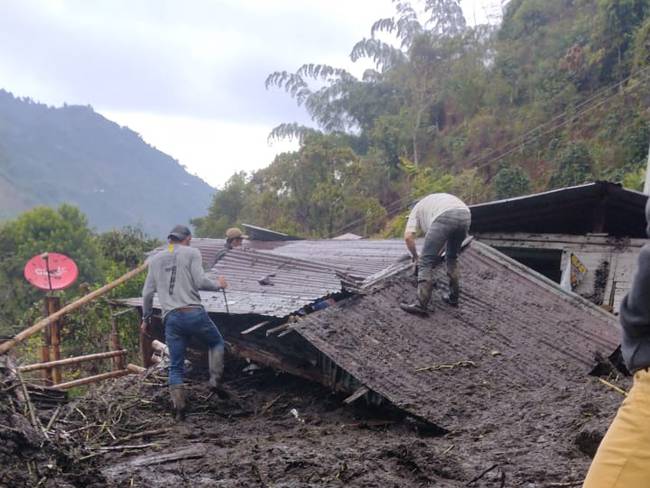 Alerta por fuertes lluvias en Casabianca, Tolima un menor perdió la vida.