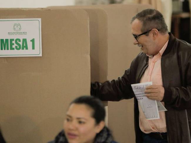 Registraduría confirma la restricción para votar de Rodrigo Londoño